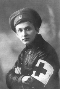 Во время Первой мировой войны, в конце 1914-го, Вертинский отправился добровольцем на фронт