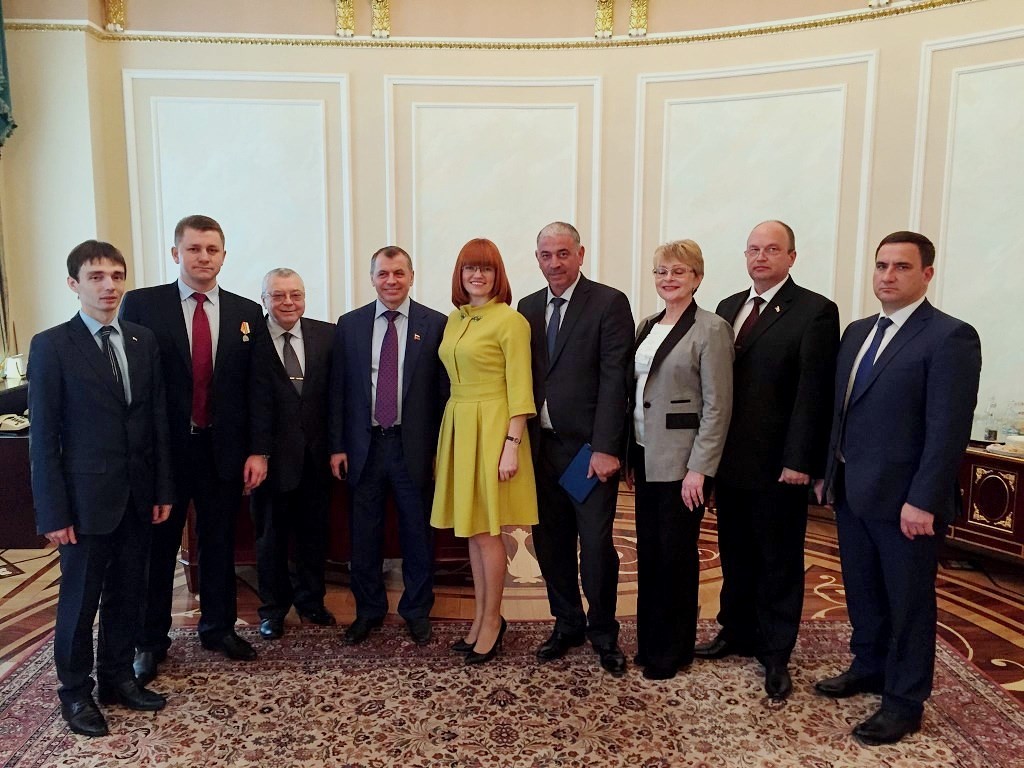 Крымская делегация на совещании по вопросам социально- экономического развития Крыма в Москве