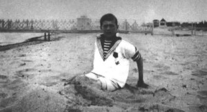 Цесаревич Алексей на пляже